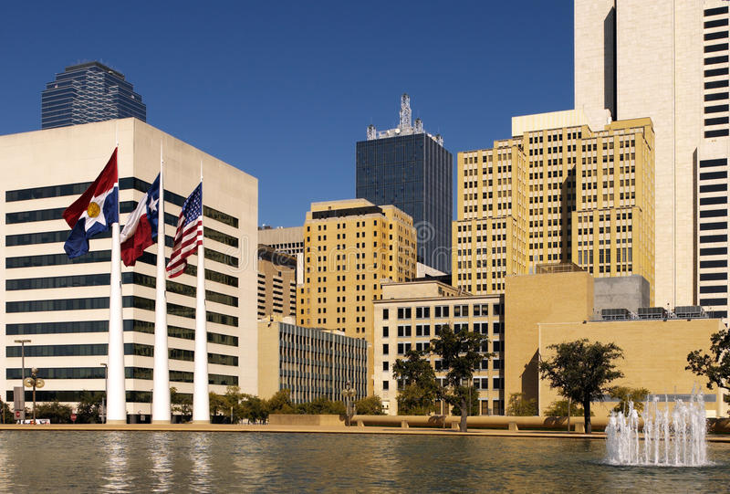 buildings in the city in dallas texas.